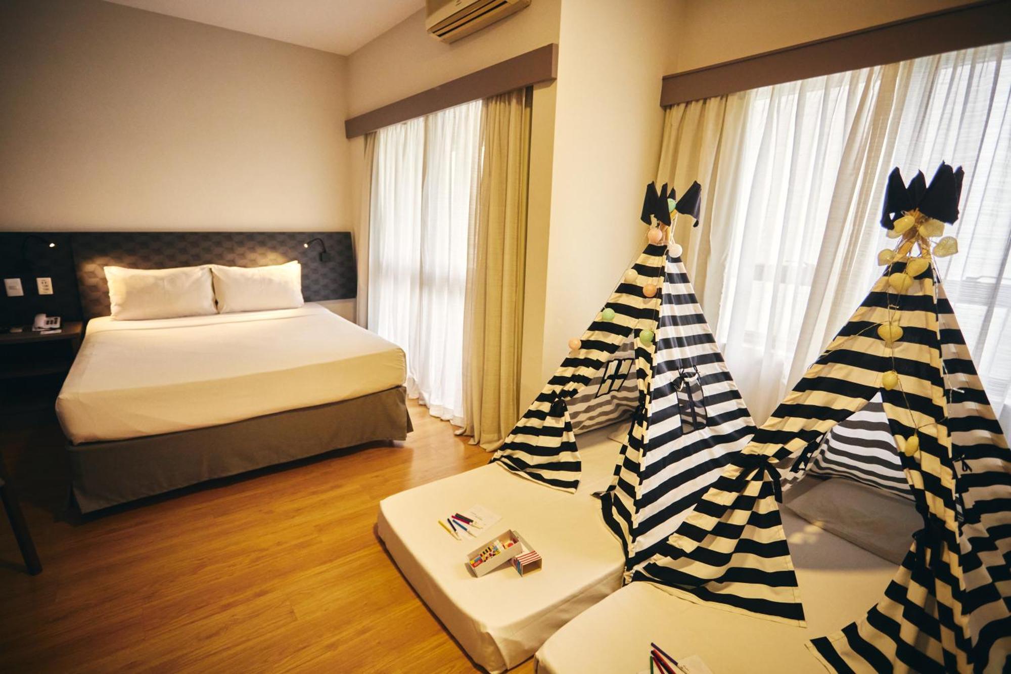 Hotel Quality Paulista San Paolo Esterno foto