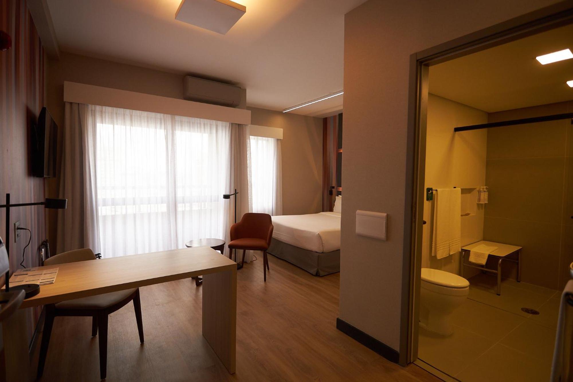 Hotel Quality Paulista San Paolo Esterno foto