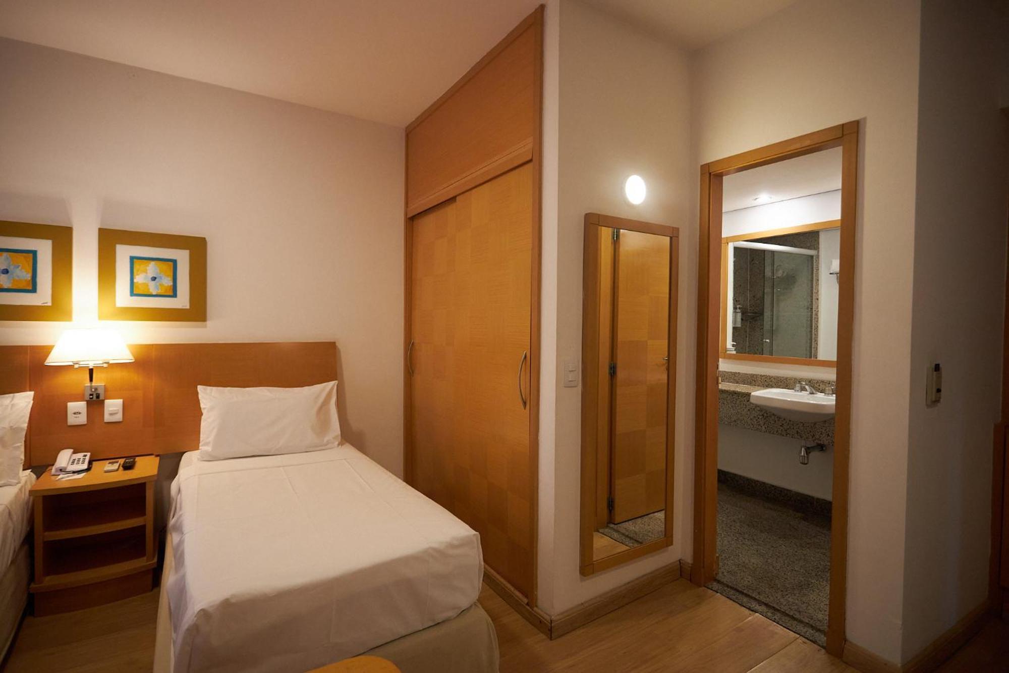 Hotel Quality Paulista San Paolo Esterno foto
